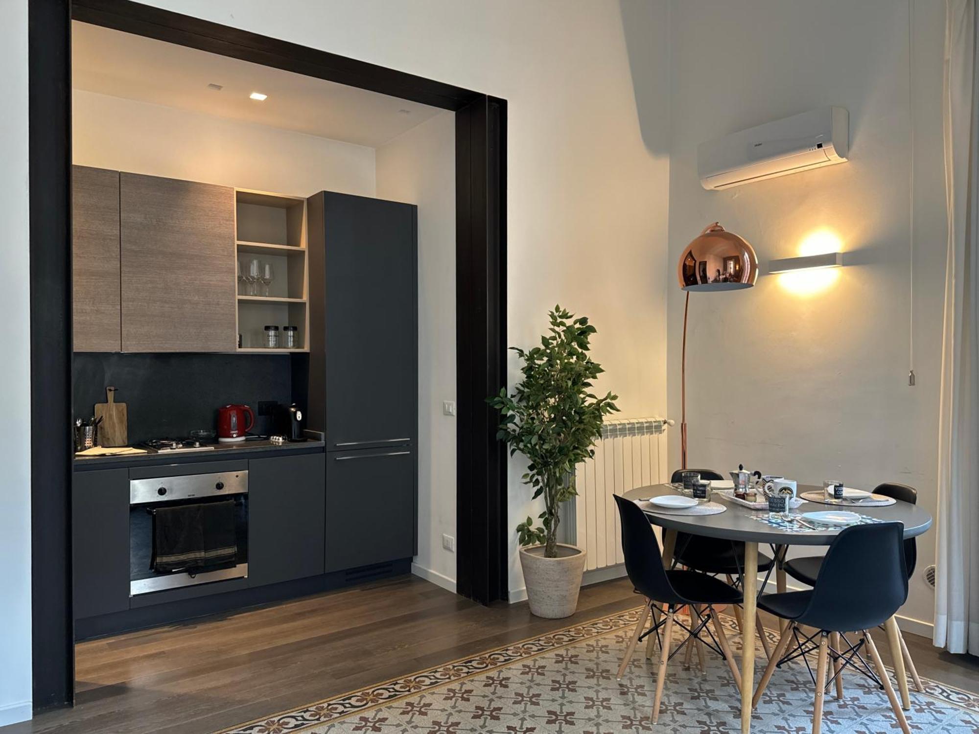 Victoria'S Apartment Палермо Екстер'єр фото